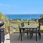 別荘 4 Bedroom Stunning In