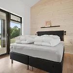 4 Bedroom Stunning In 別荘 *